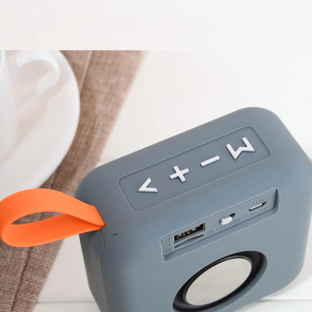 Bærbar Bluetooth Høyttaler – Vanntett Mini Speaker med Kraftig Bass (TG505)