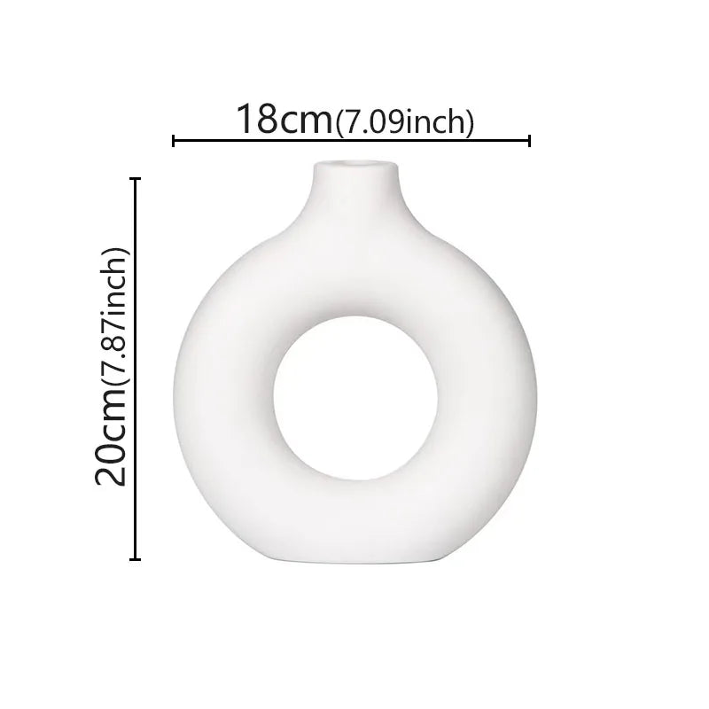 Minimalistisk keramisk vase – perfekt til moderne hjem
