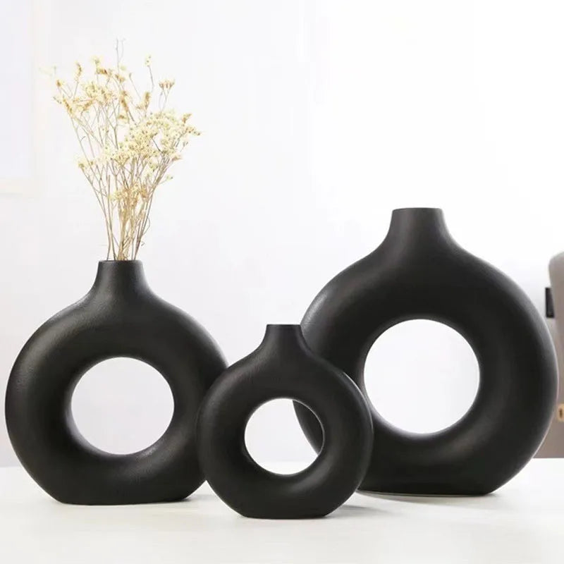 Minimalistisk keramisk vase – perfekt til moderne hjem
